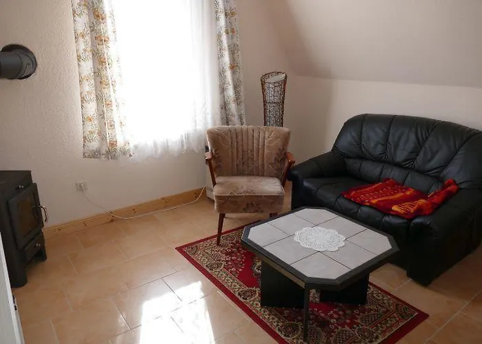 Ferienwohnung-nina-in-hohen-viecheln アパート